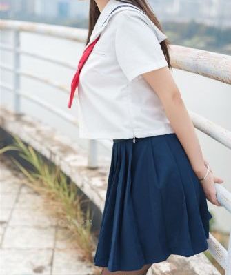 我和丰满女邻居
